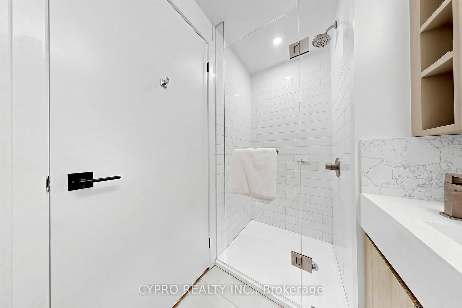 319 JARVIS Street, Unit 3802 thumbnail 20