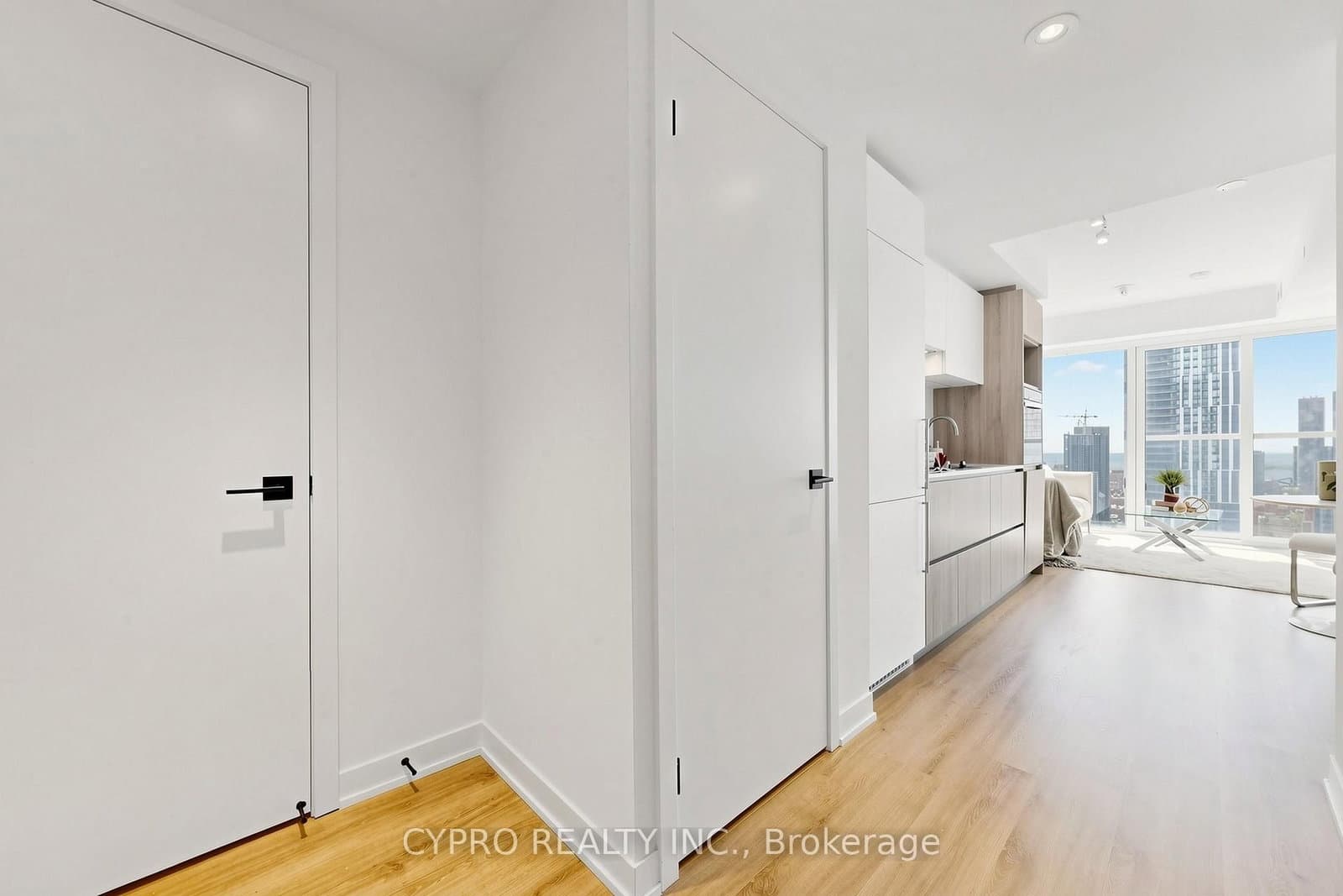 319 JARVIS Street, Unit 3802 thumbnail 5