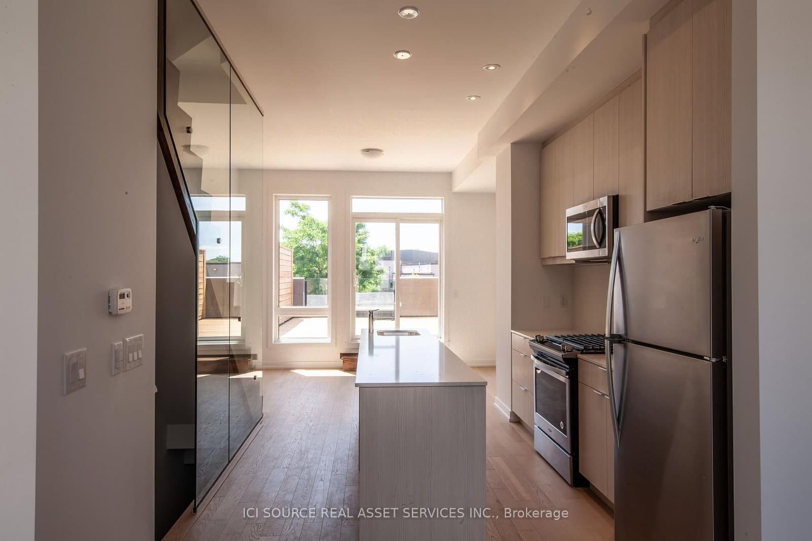 66B Perth Avenue thumbnail 4