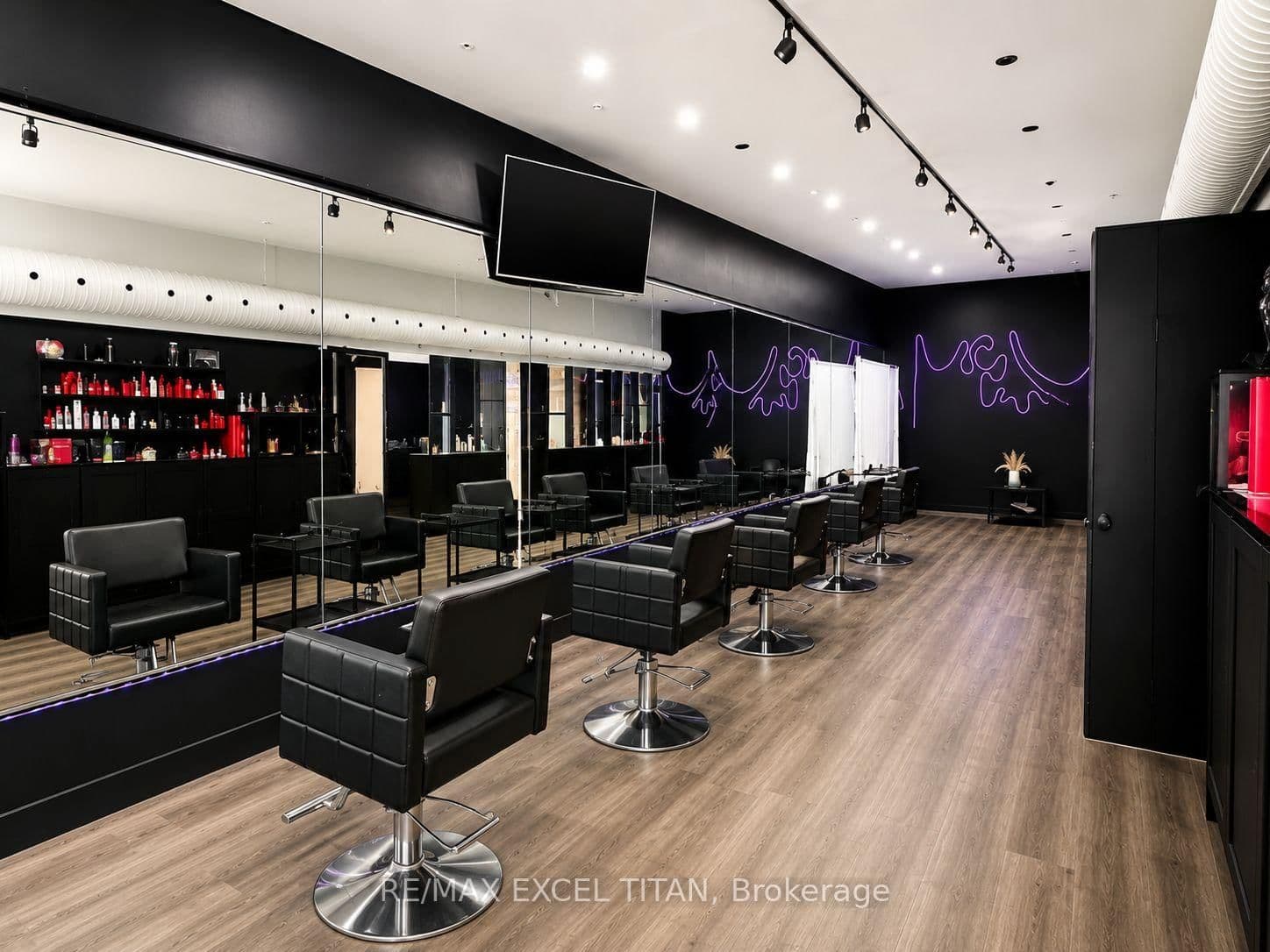 2481 Yonge Street E, Unit A thumbnail 4