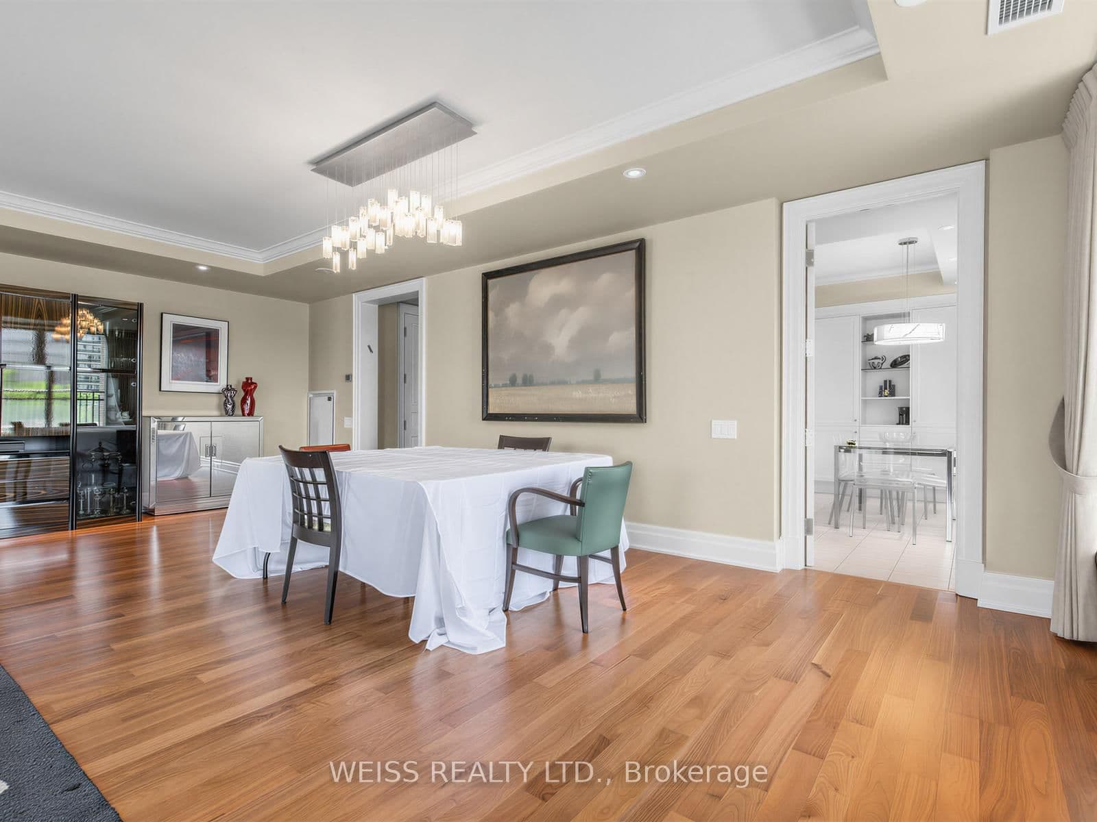 155 St Clair Avenue W, Unit 506 thumbnail 13