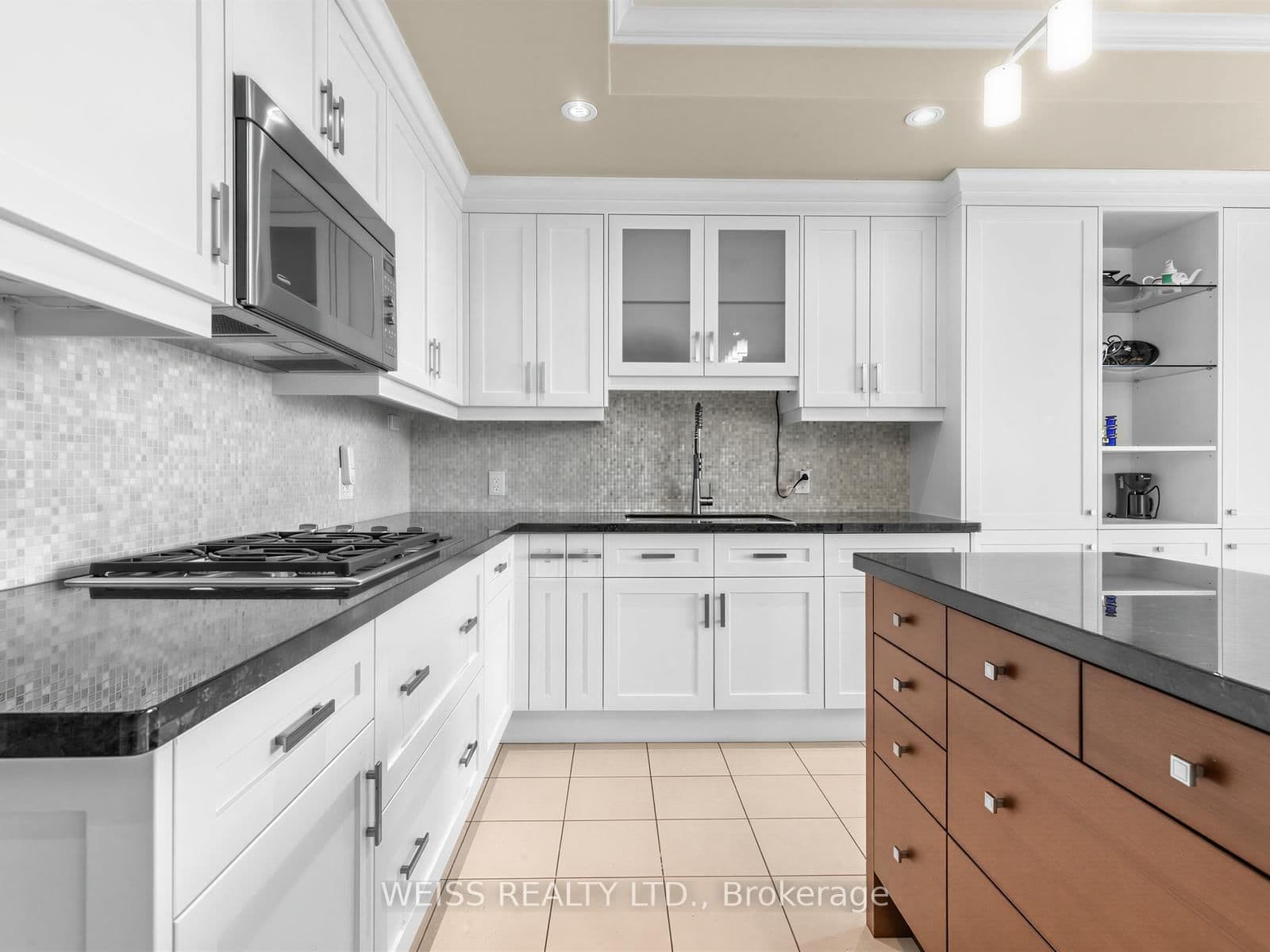 155 St Clair Avenue W, Unit 506 thumbnail 19