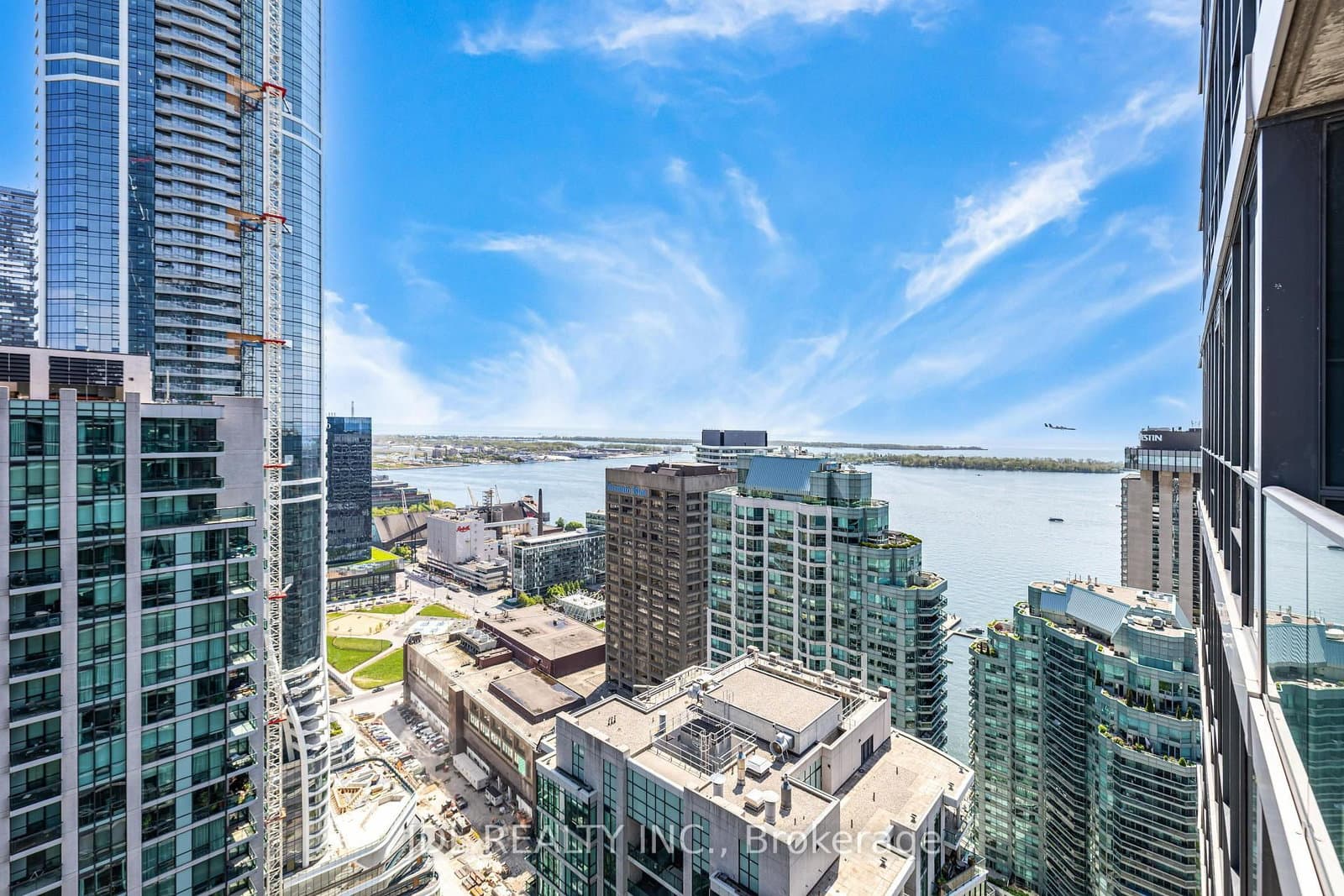 16 Harbour Street, Unit 4006 thumbnail 12