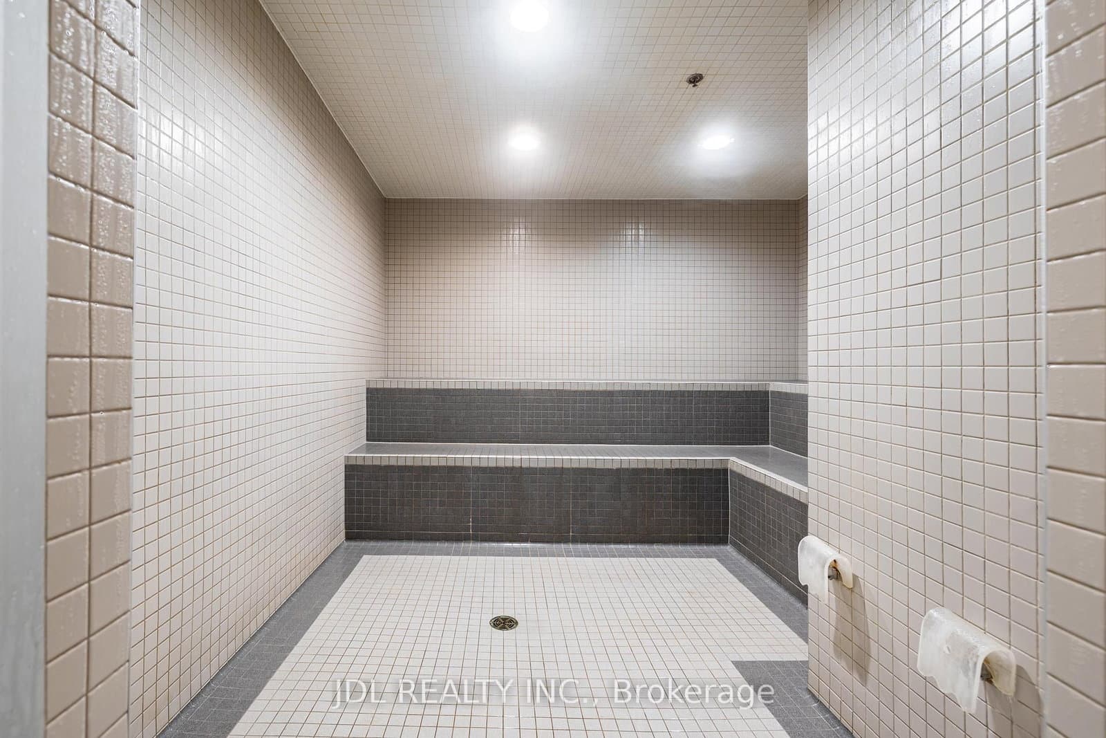 16 Harbour Street, Unit 4006 thumbnail 19
