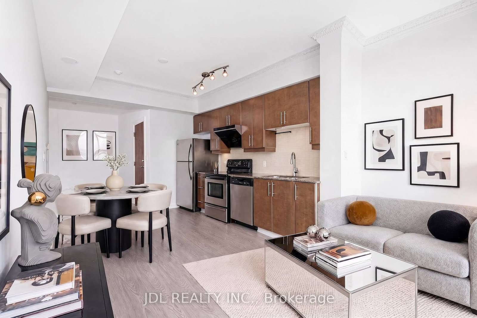 16 Harbour Street, Unit 4006 thumbnail 7