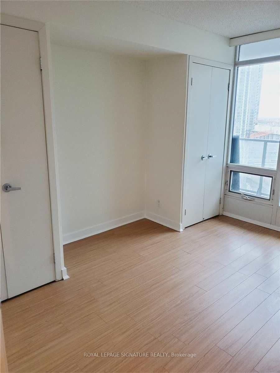 373 Front Street W, Unit 1703 thumbnail 11