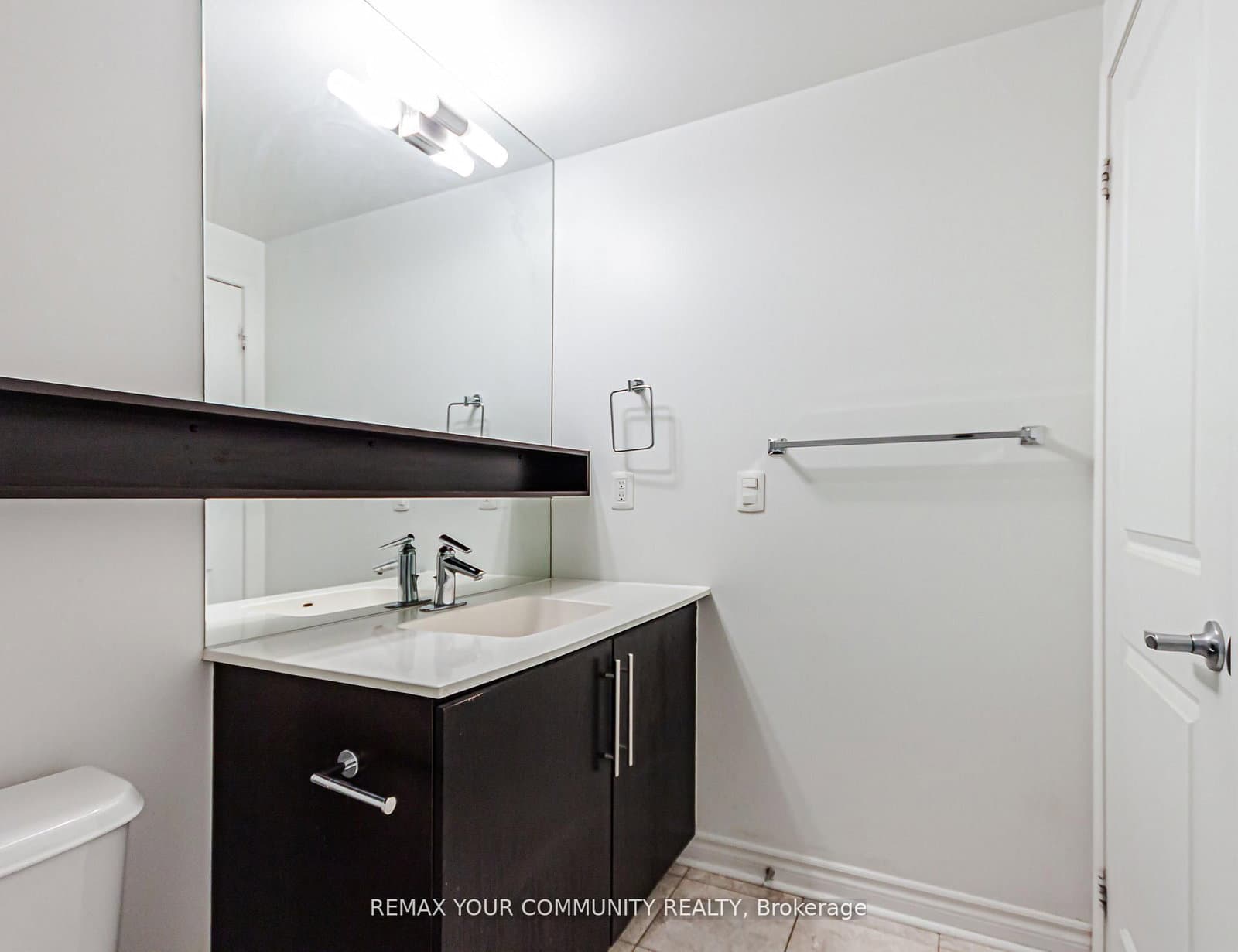 2885 Bayview Avenue, Unit 913 thumbnail 20