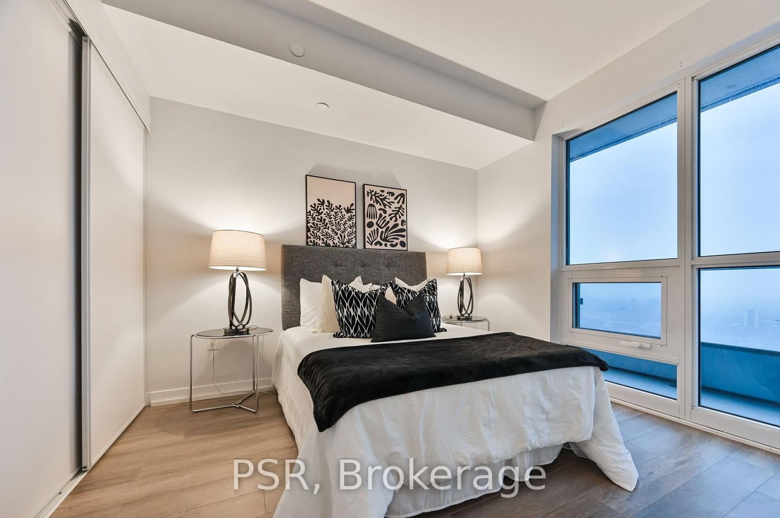 395 Bloor Street E, Unit 4409 thumbnail 13
