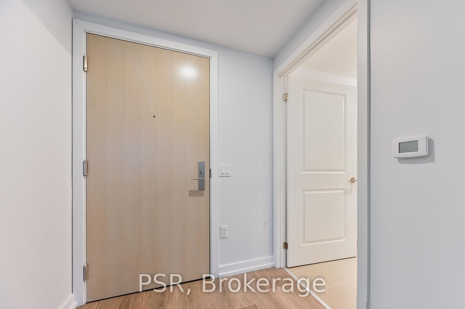 395 Bloor Street E, Unit 4409 thumbnail 5