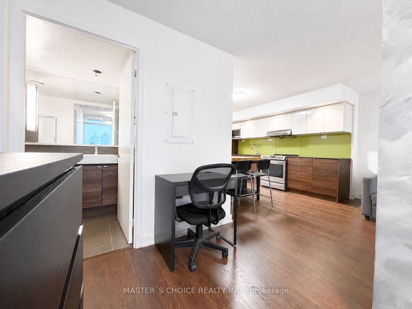 121 Mcmahon Drive, Unit 1717 thumbnail 8