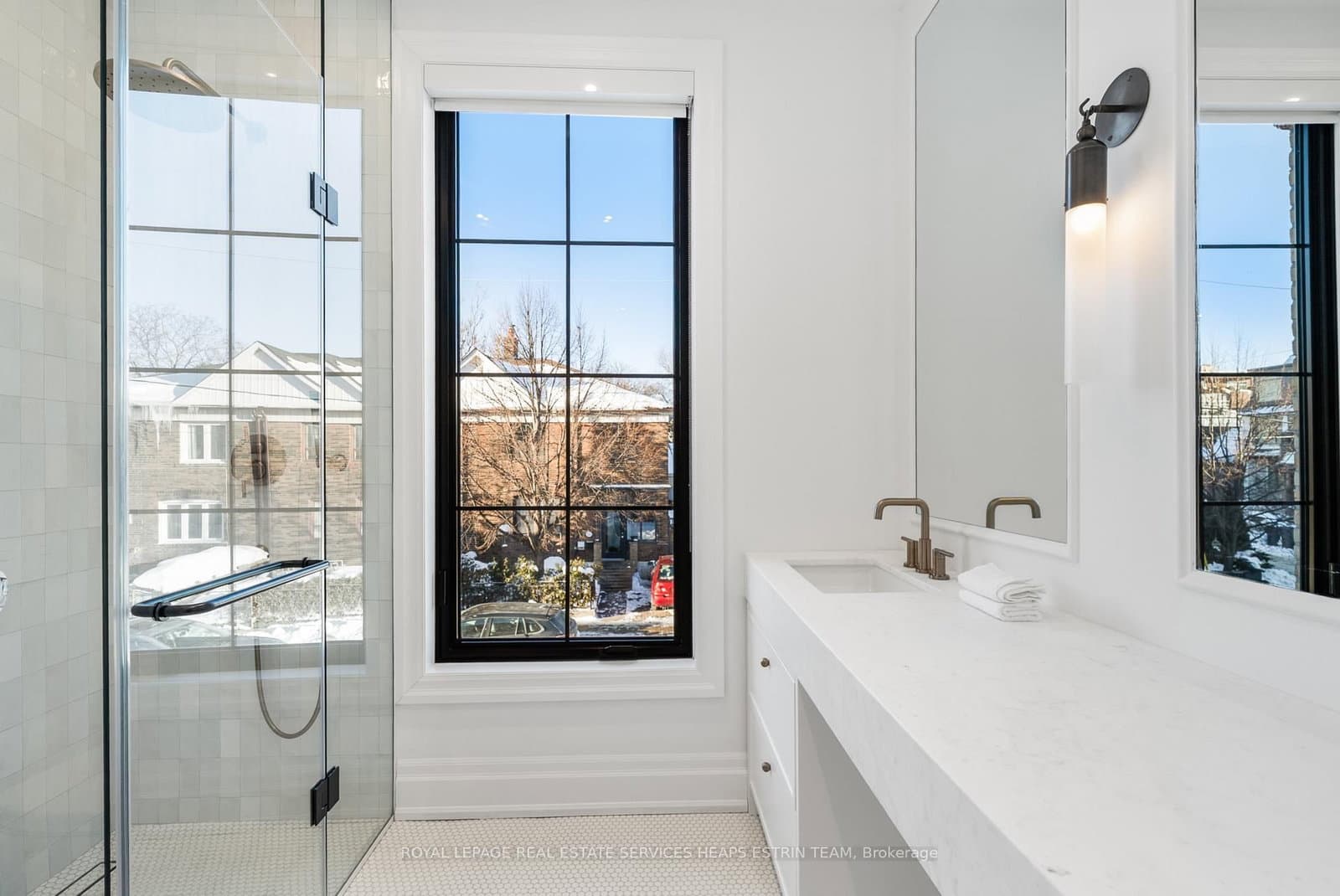 23 Lippincott Street thumbnail 26