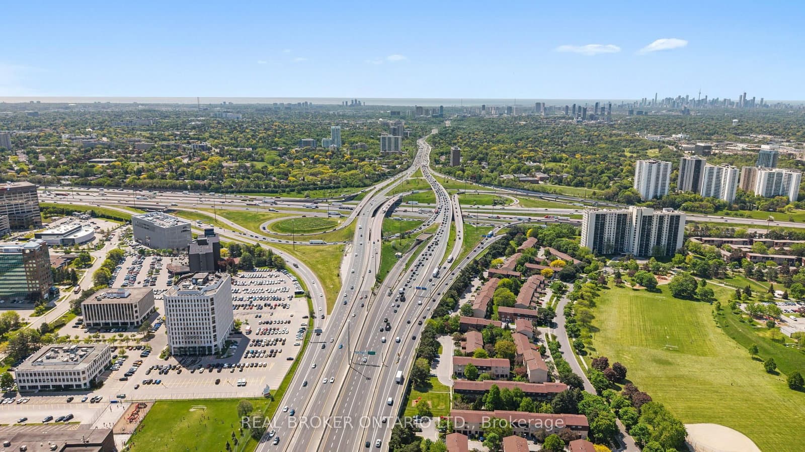 2015 Sheppard Avenue E, Unit 3010 thumbnail 2