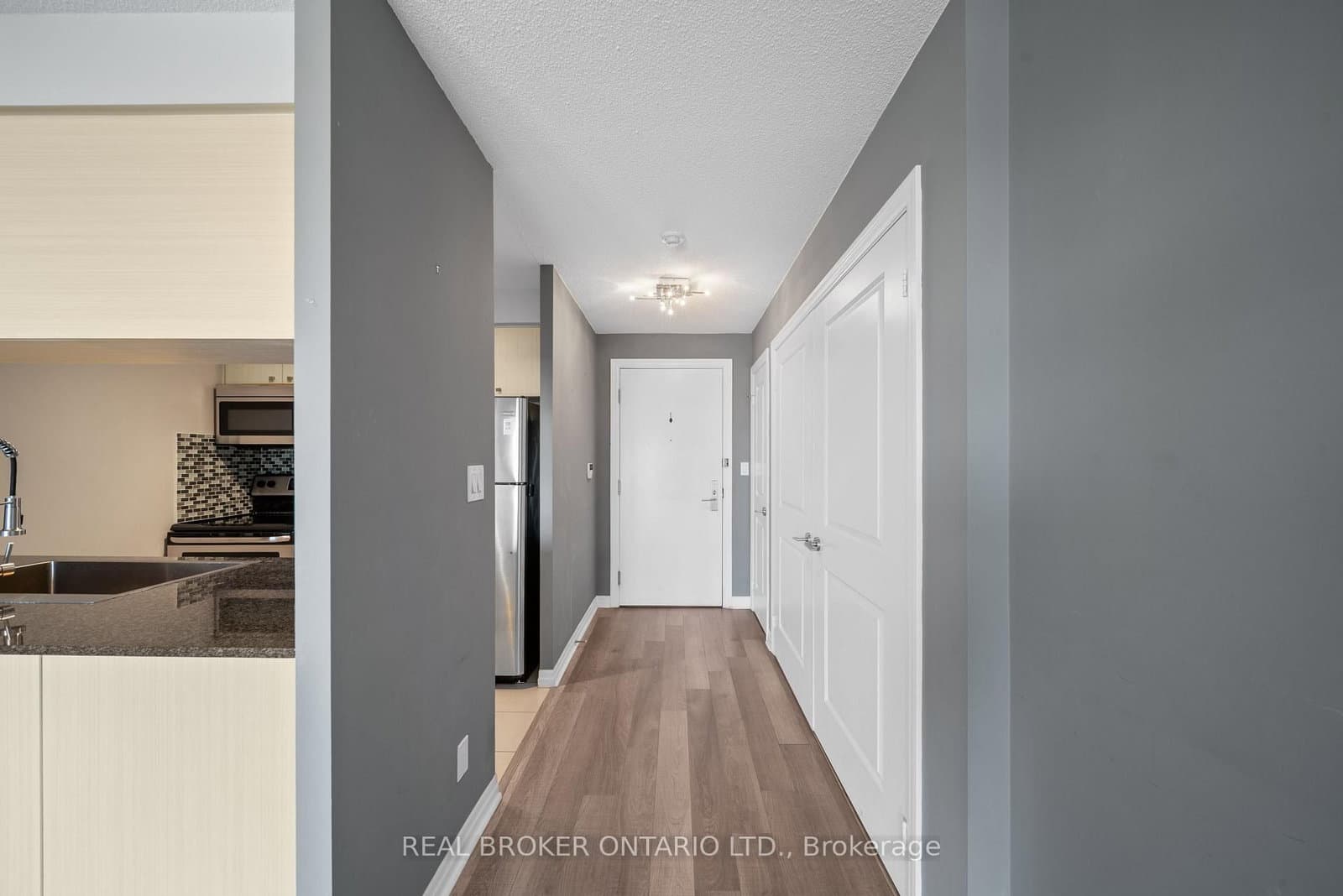 2015 Sheppard Avenue E, Unit 3010 thumbnail 3