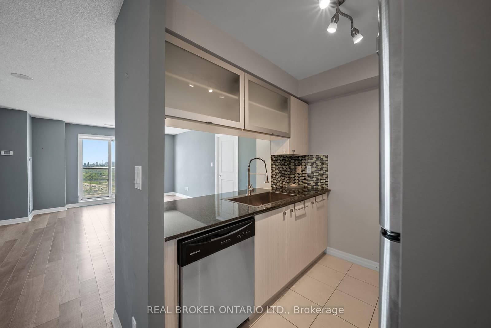 2015 Sheppard Avenue E, Unit 3010 thumbnail 9