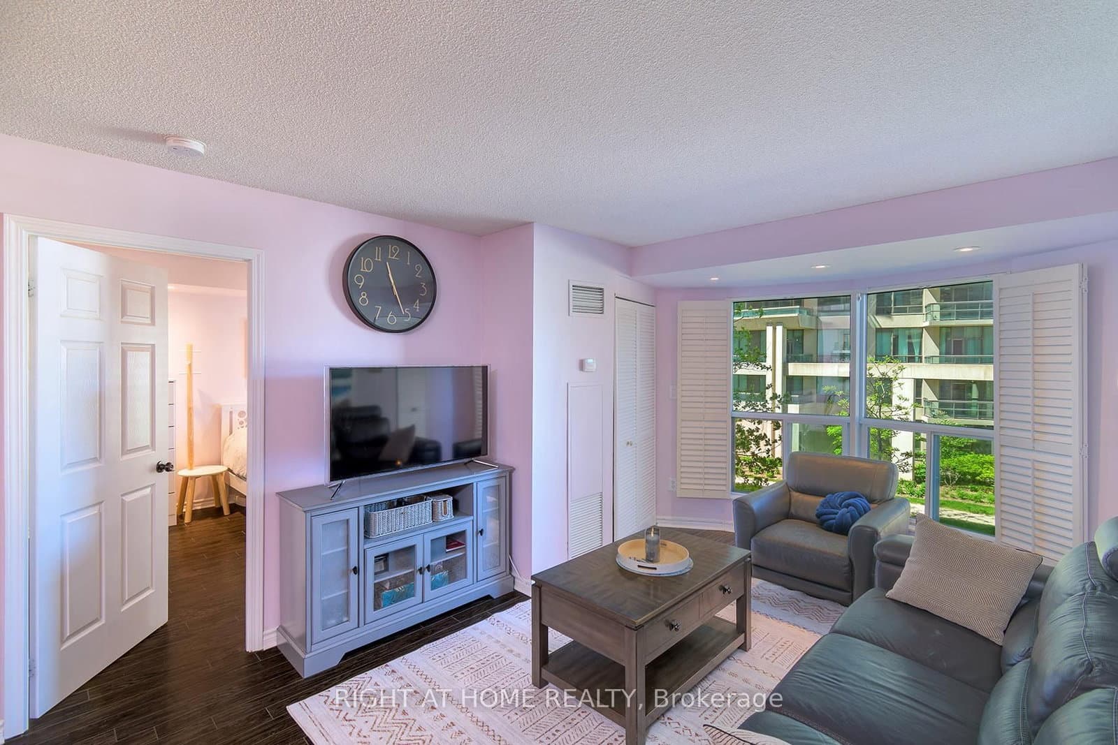 7 Lorraine Drive, Unit 210 thumbnail 10