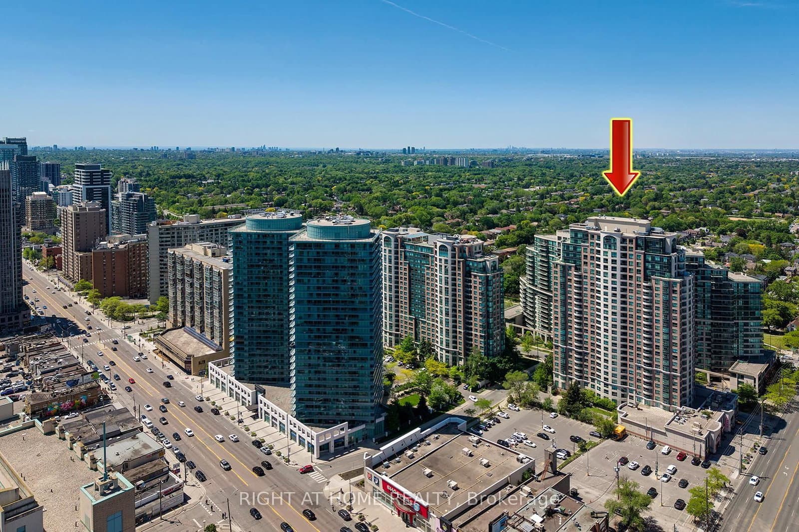 7 Lorraine Drive, Unit 210 thumbnail 4