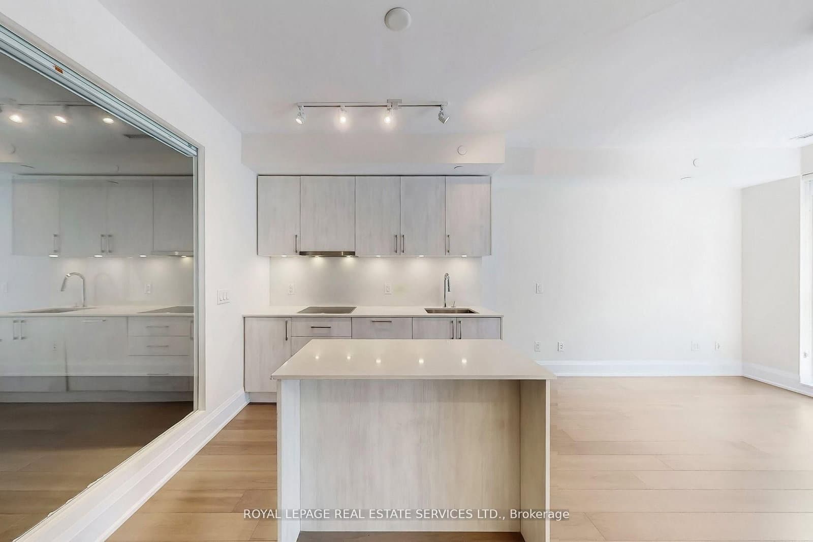 88 Cumberland Street, Unit 808 thumbnail 14