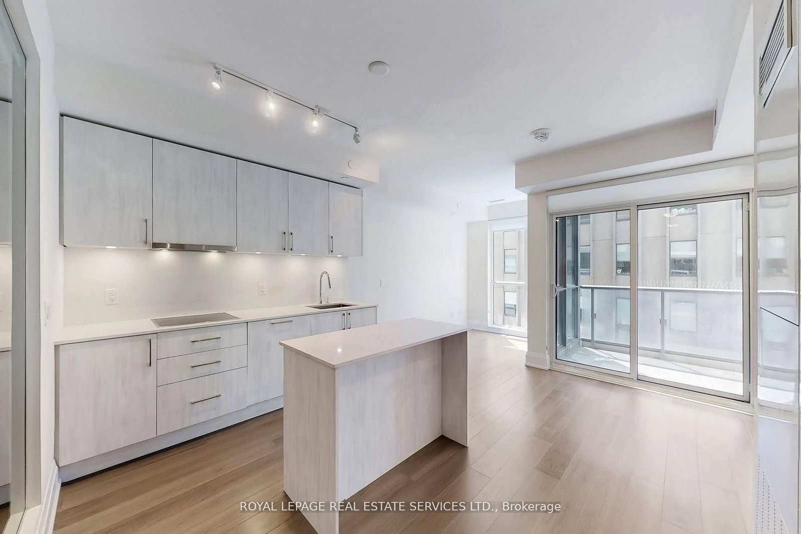 88 Cumberland Street, Unit 808 thumbnail 7