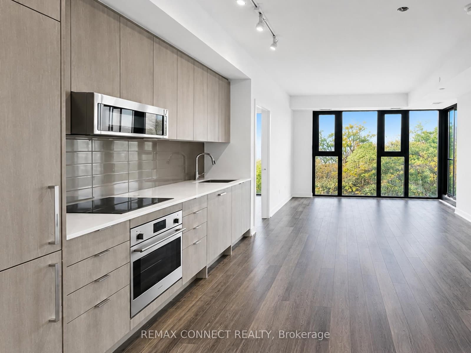 250 Lawrence Avenue W, Unit 504 thumbnail 16