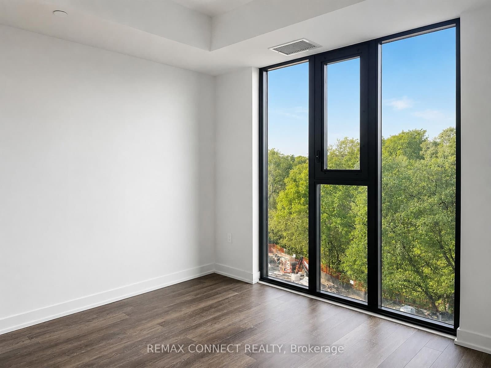 250 Lawrence Avenue W, Unit 504 thumbnail 19