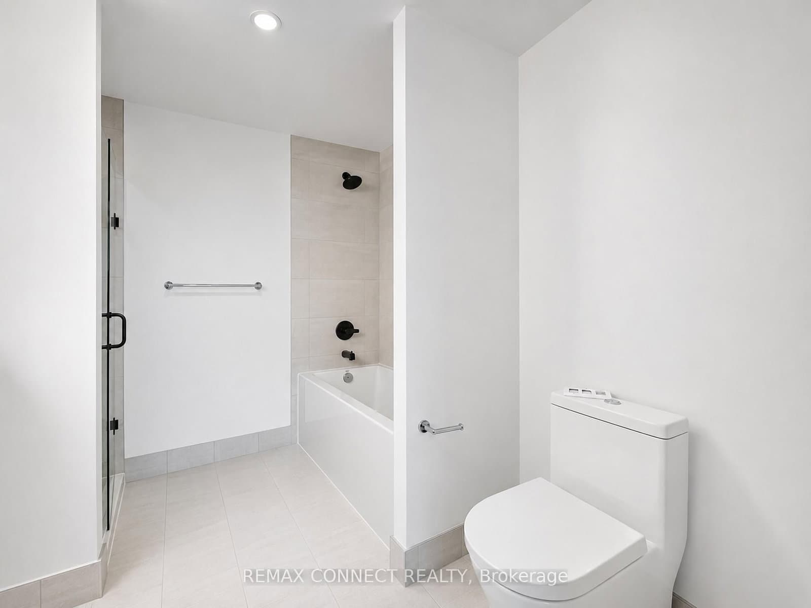 250 Lawrence Avenue W, Unit 504 thumbnail 24