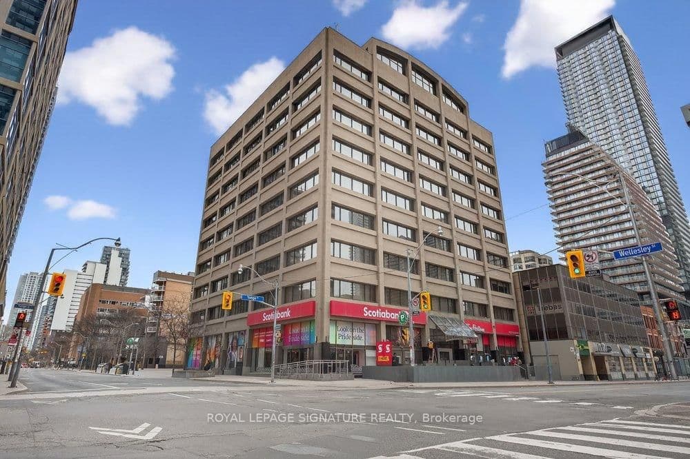 555 Yonge Street, Unit 707 thumbnail 29