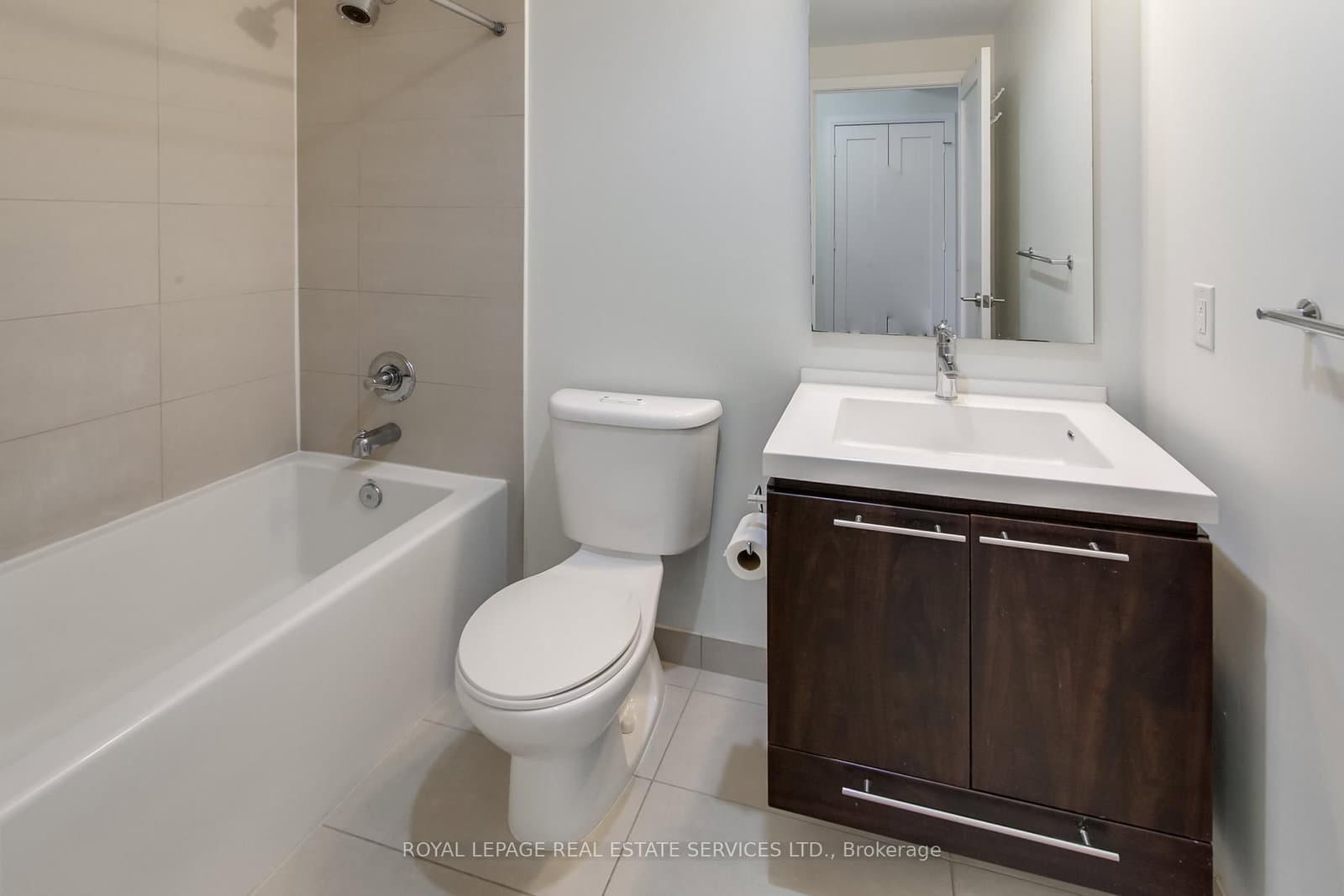25 Broadway Avenue, Unit 1408 thumbnail 19