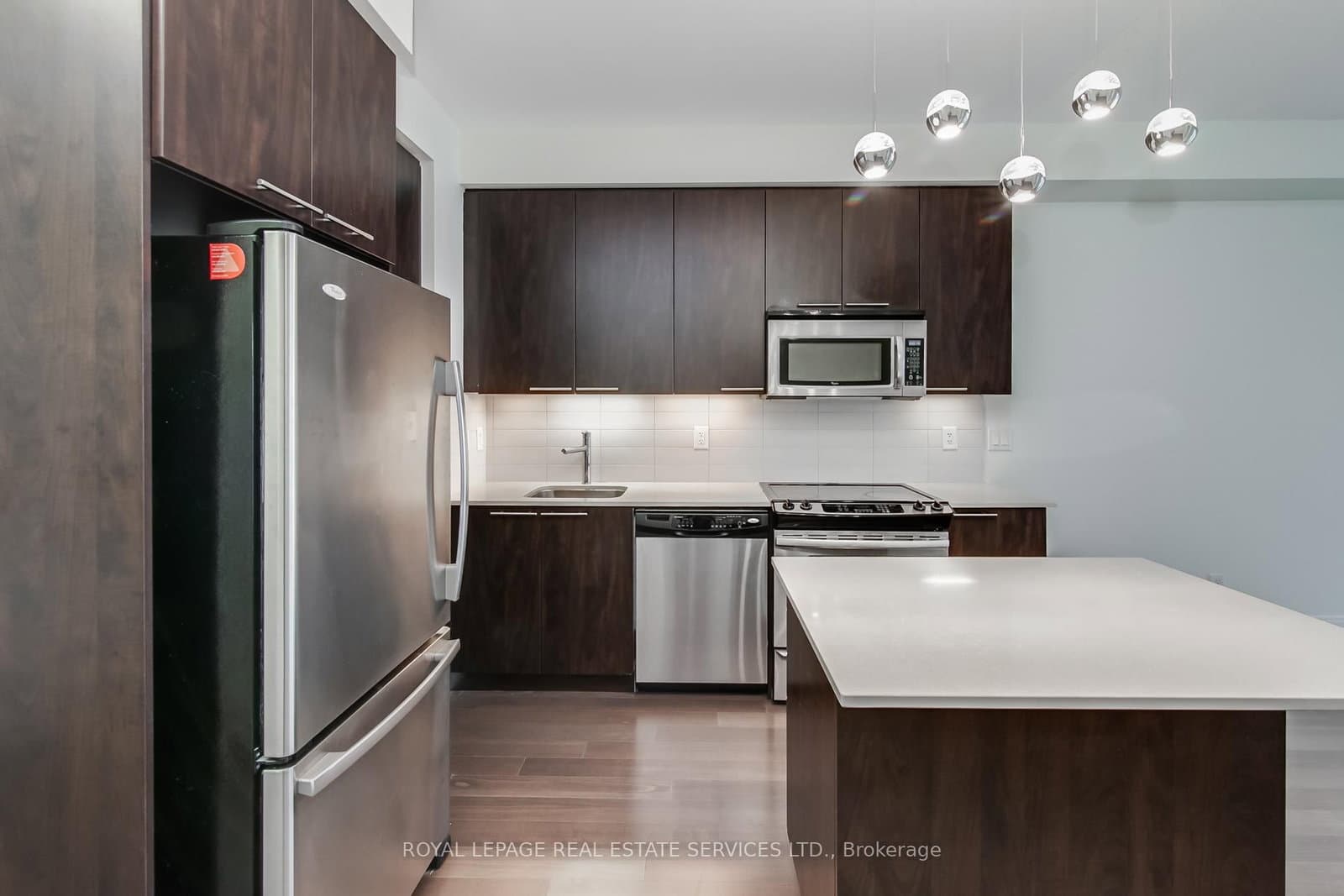 25 Broadway Avenue, Unit 1408 thumbnail 7