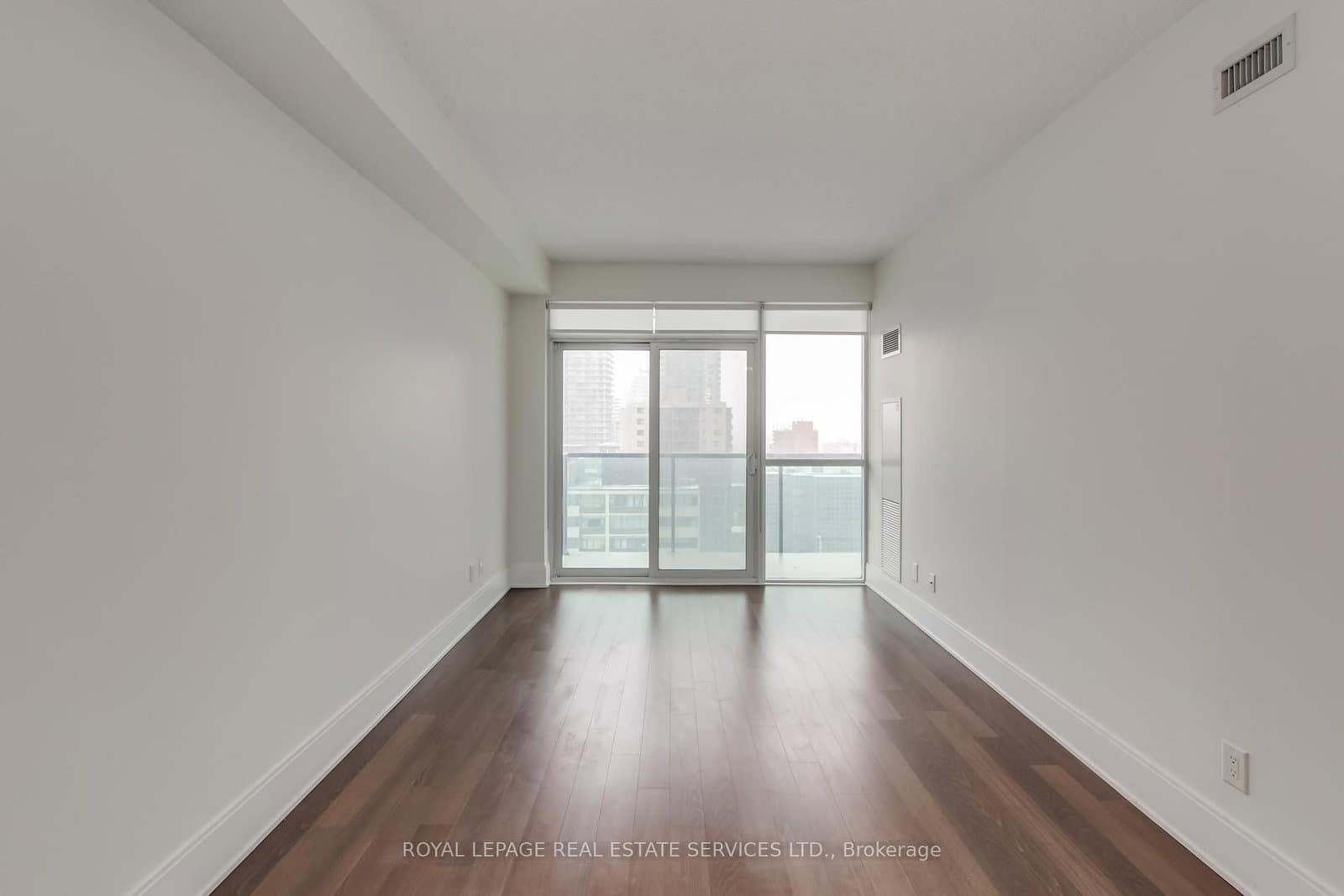 25 Broadway Avenue, Unit 1408 thumbnail 8