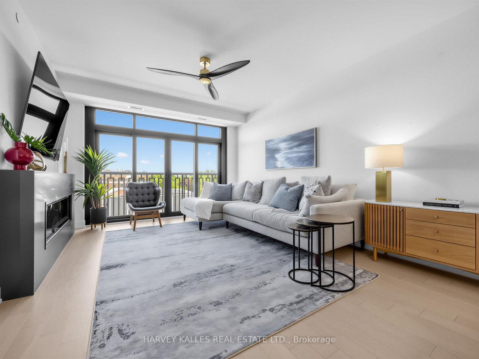 1 Strathgowan Avenue, Unit 605 thumbnail 10