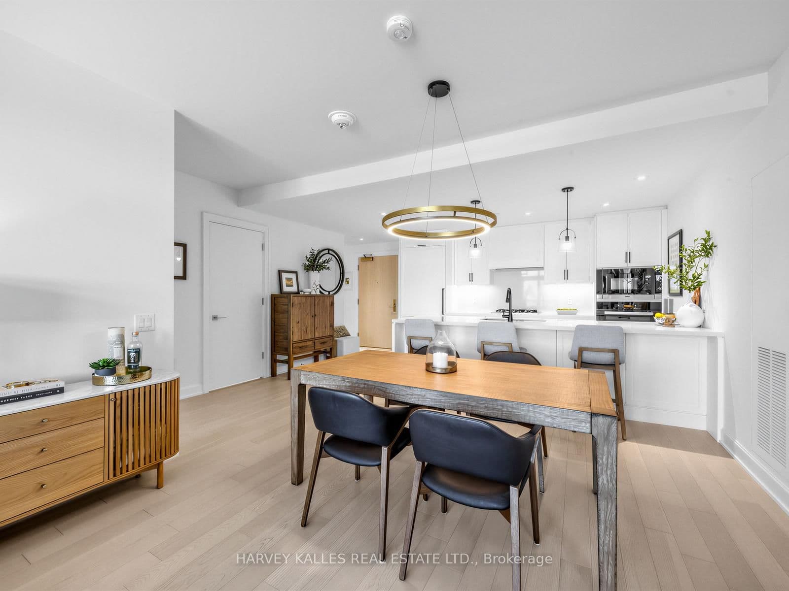 1 Strathgowan Avenue, Unit 605 thumbnail 15