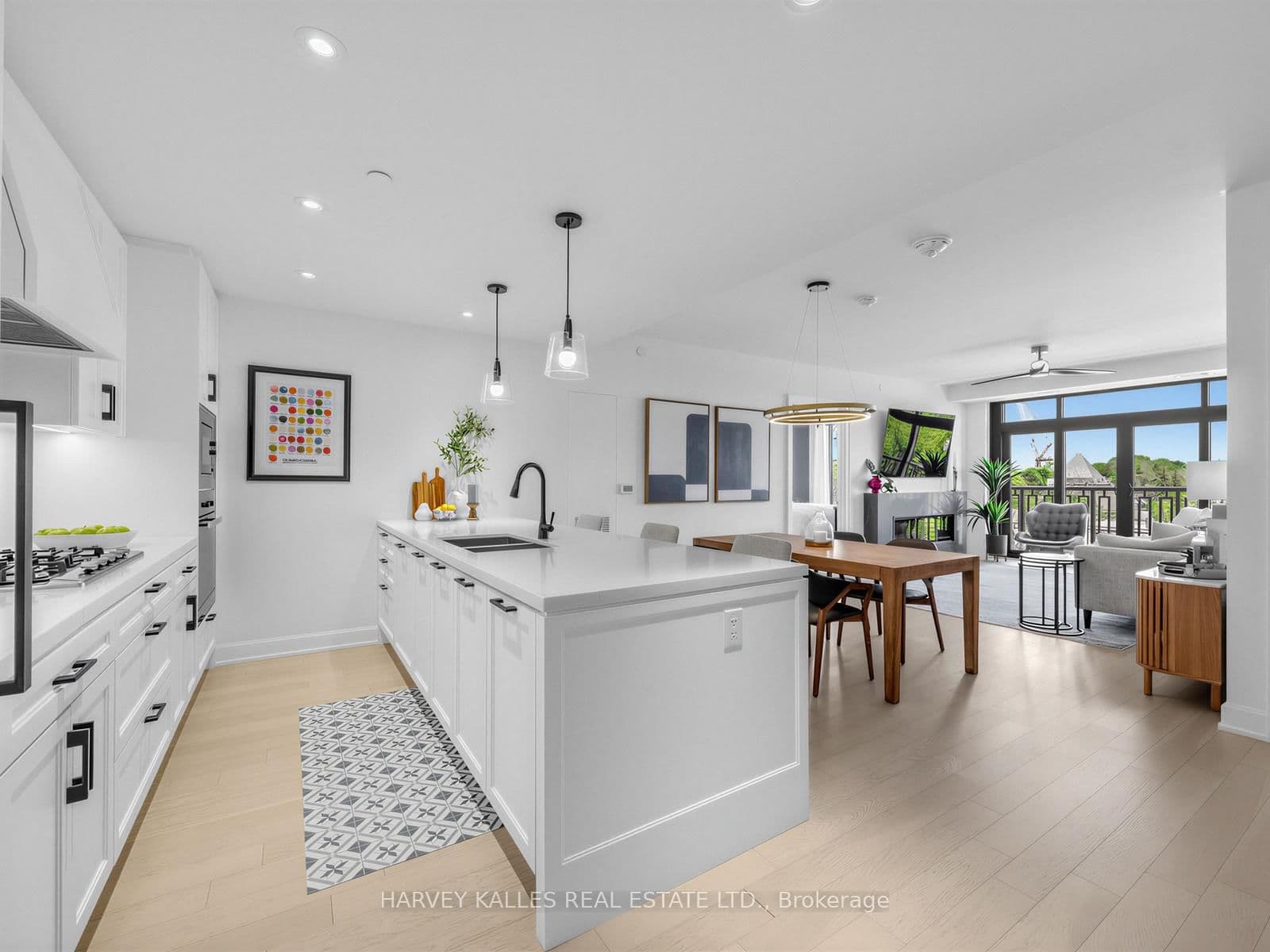 1 Strathgowan Avenue, Unit 605 thumbnail 5