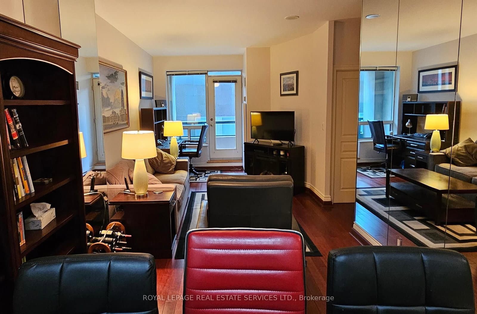 102 Bloor Street W, Unit 306 thumbnail 11