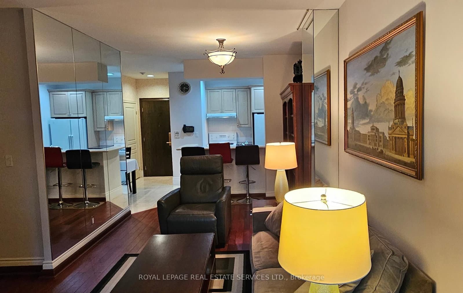 102 Bloor Street W, Unit 306 thumbnail 12