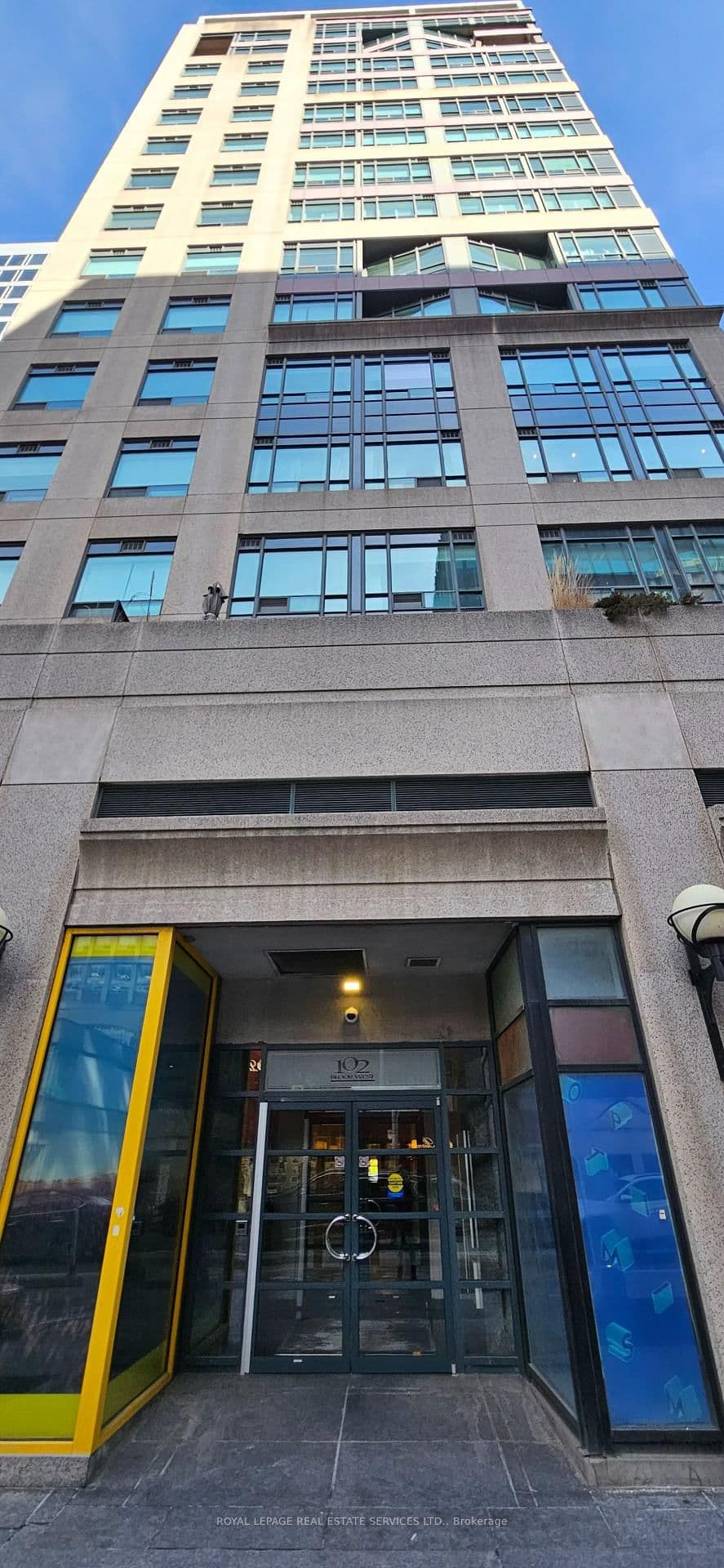 102 Bloor Street W, Unit 306 thumbnail 2
