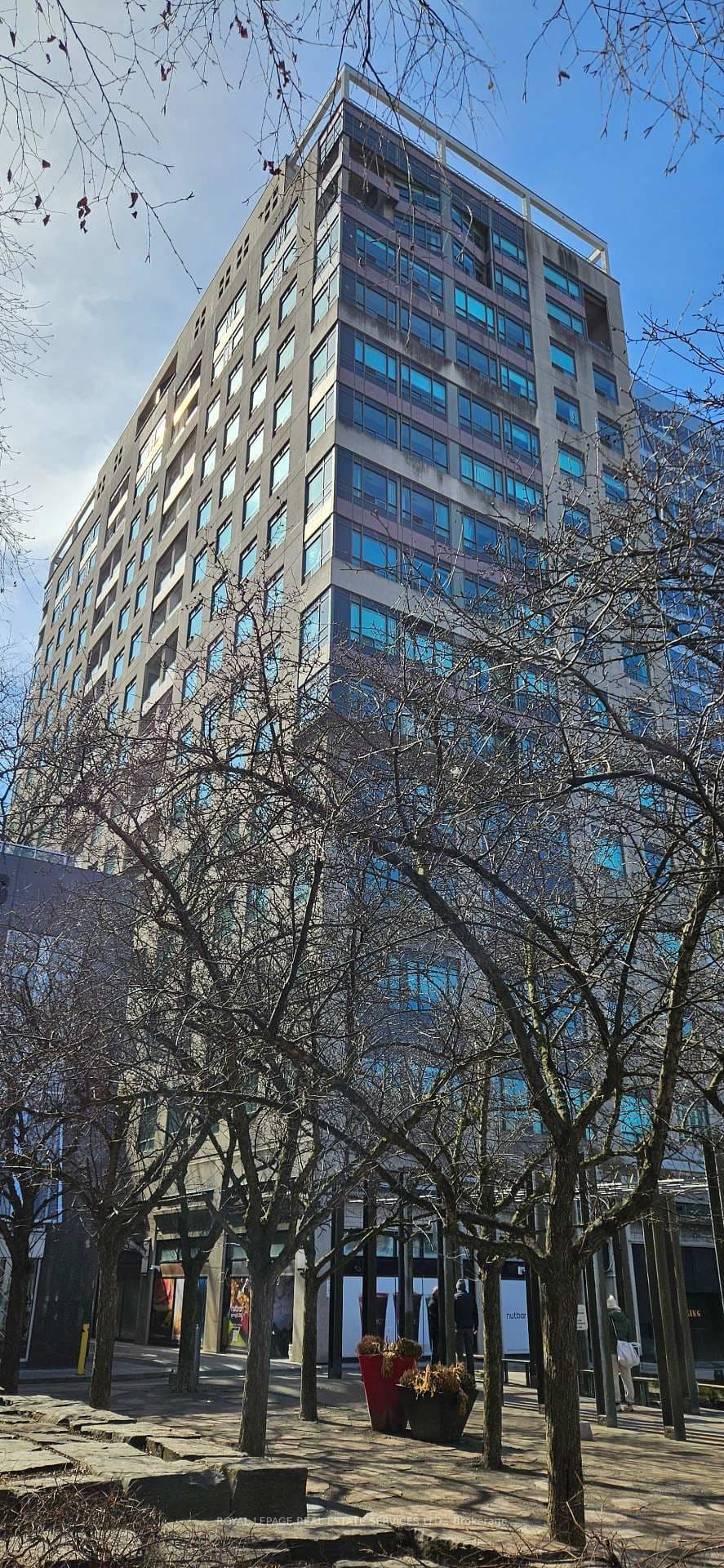 102 Bloor Street W, Unit 306 thumbnail 25
