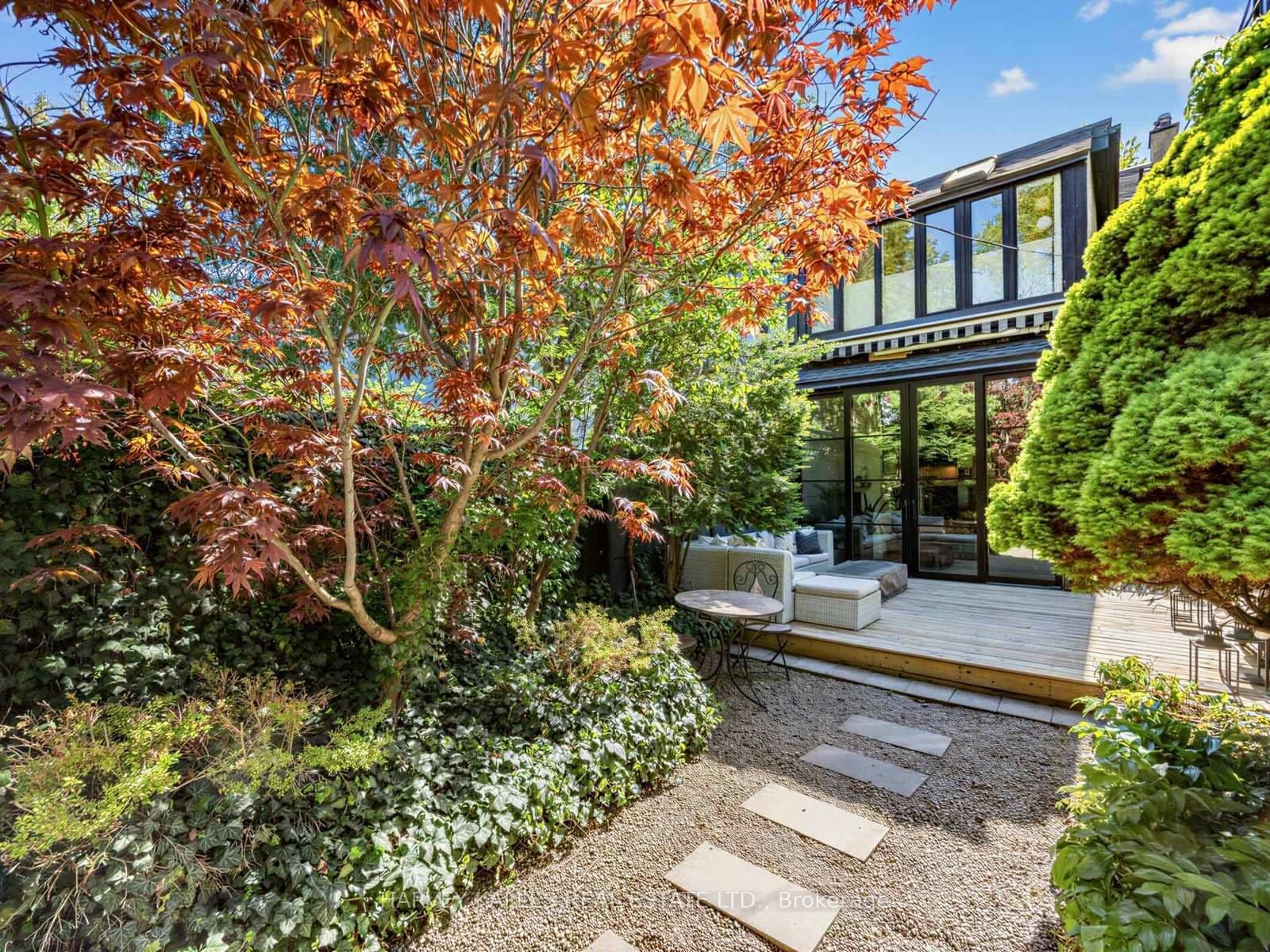 285 Brunswick Avenue thumbnail 31