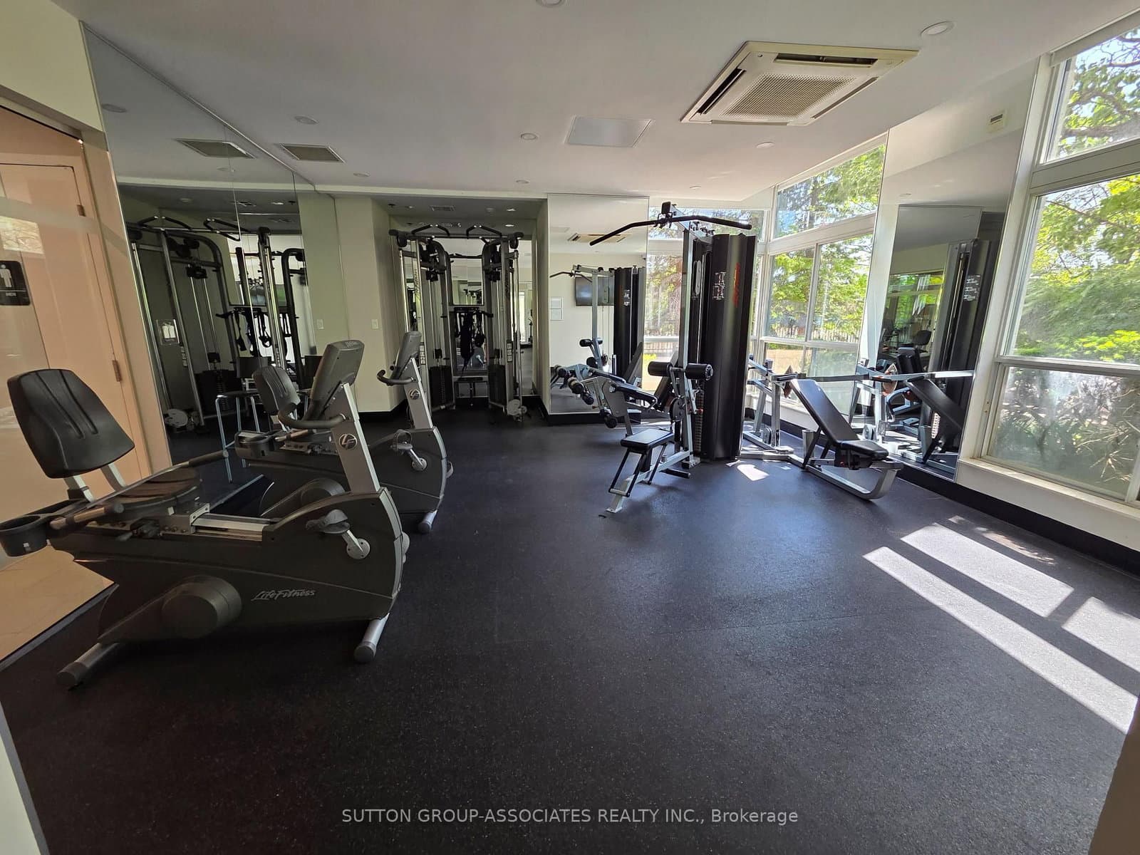 23 Lorraine Drive, Unit 1706 thumbnail 29