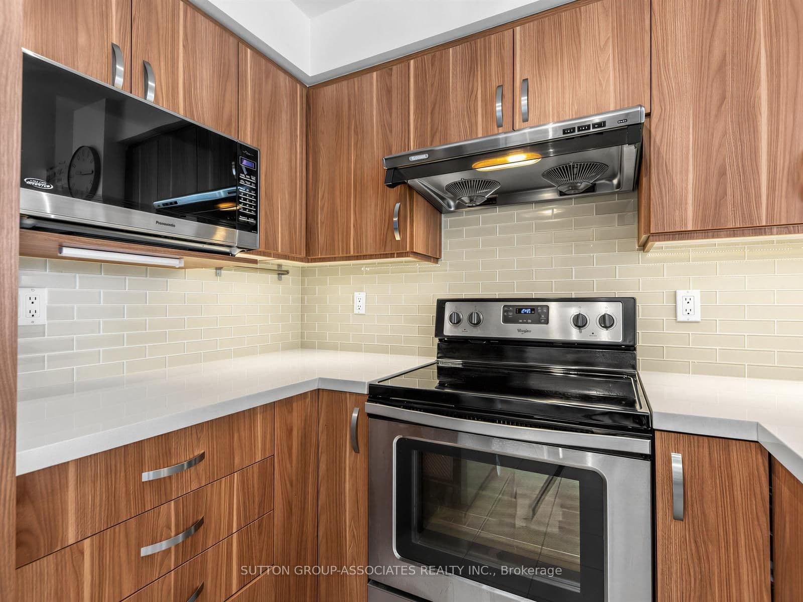 23 Lorraine Drive, Unit 1706 thumbnail 5