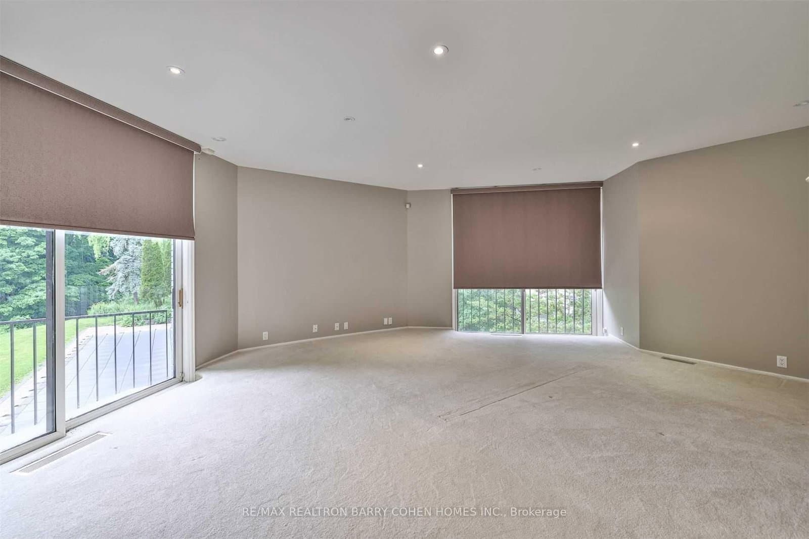 14 Park Lane Circle thumbnail 23