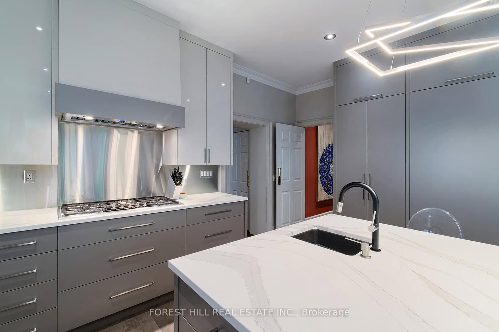 12 Shorncliffe Avenue thumbnail 14