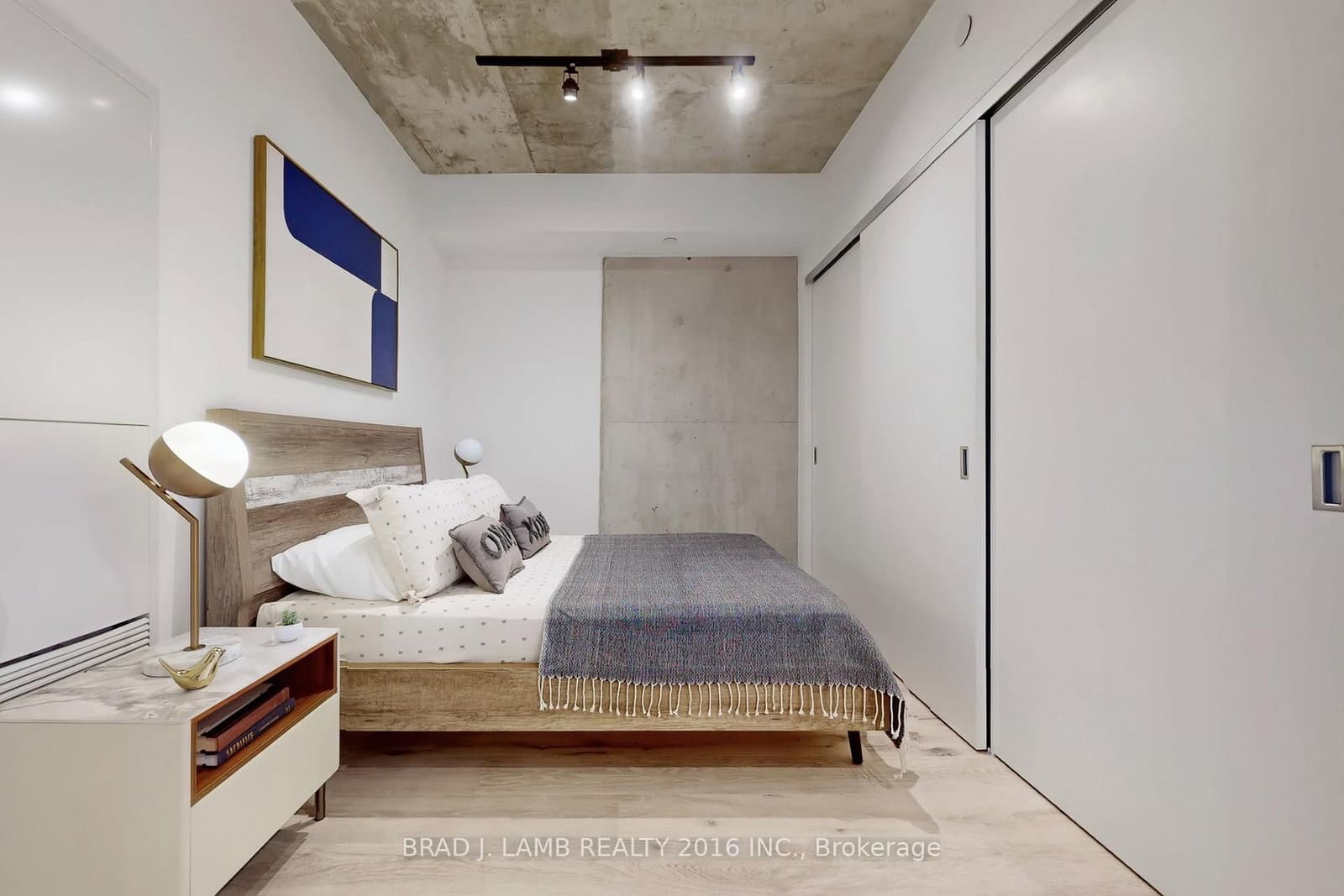 55 Ontario Street, Unit 718 thumbnail 12