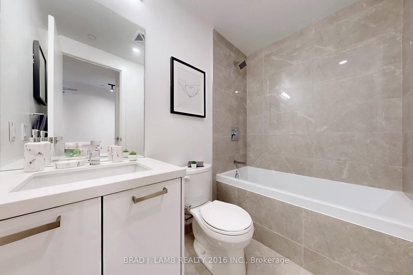 55 Ontario Street, Unit 718 thumbnail 14