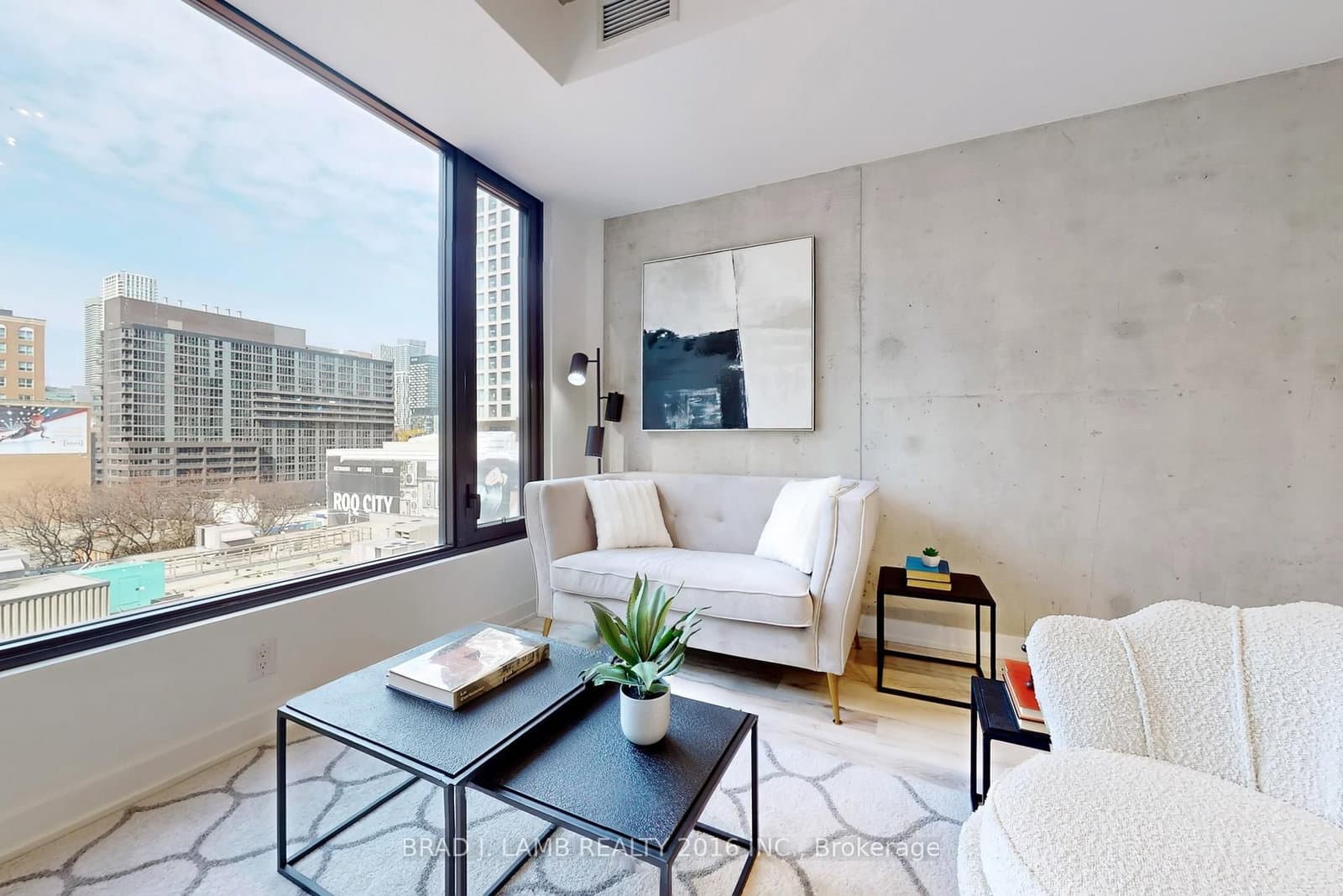 55 Ontario Street, Unit 718 thumbnail 3