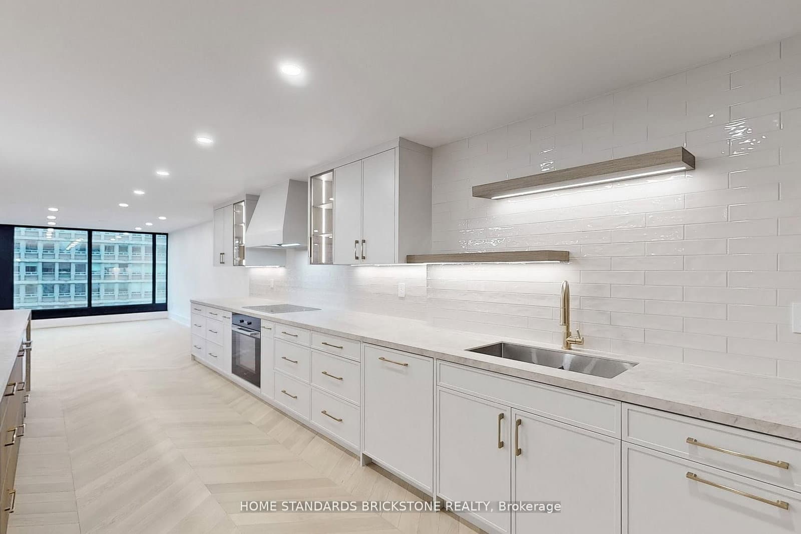 110 Bloor Street W, Unit 1009 thumbnail 13