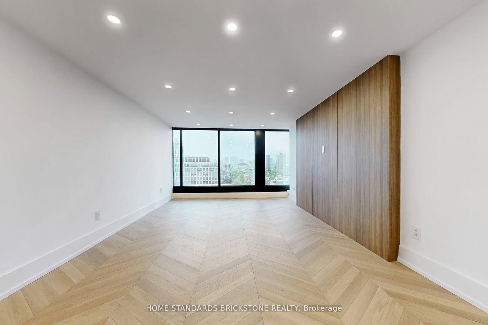 110 Bloor Street W, Unit 1009 thumbnail 17