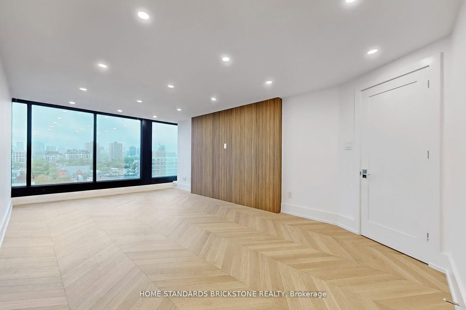110 Bloor Street W, Unit 1009 thumbnail 18