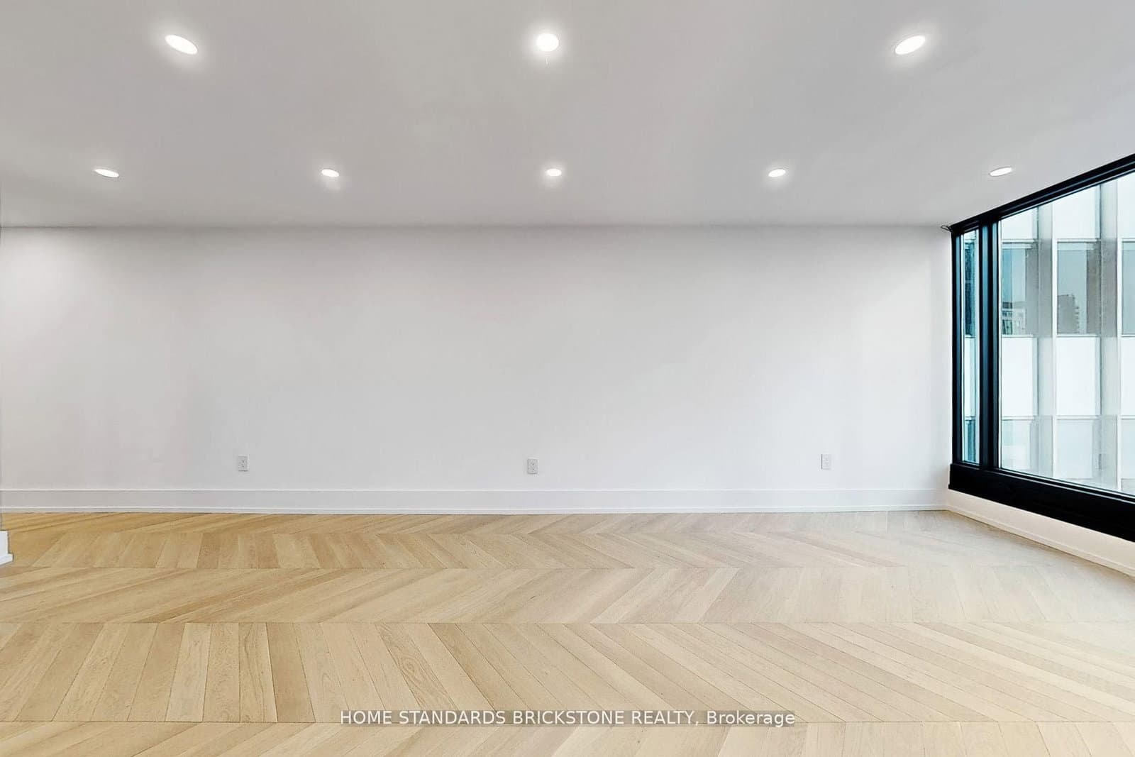 110 Bloor Street W, Unit 1009 thumbnail 19