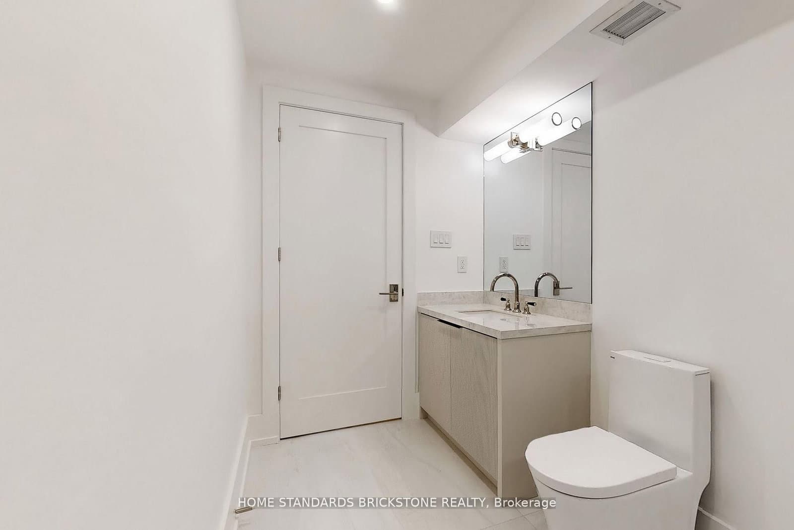 110 Bloor Street W, Unit 1009 thumbnail 24