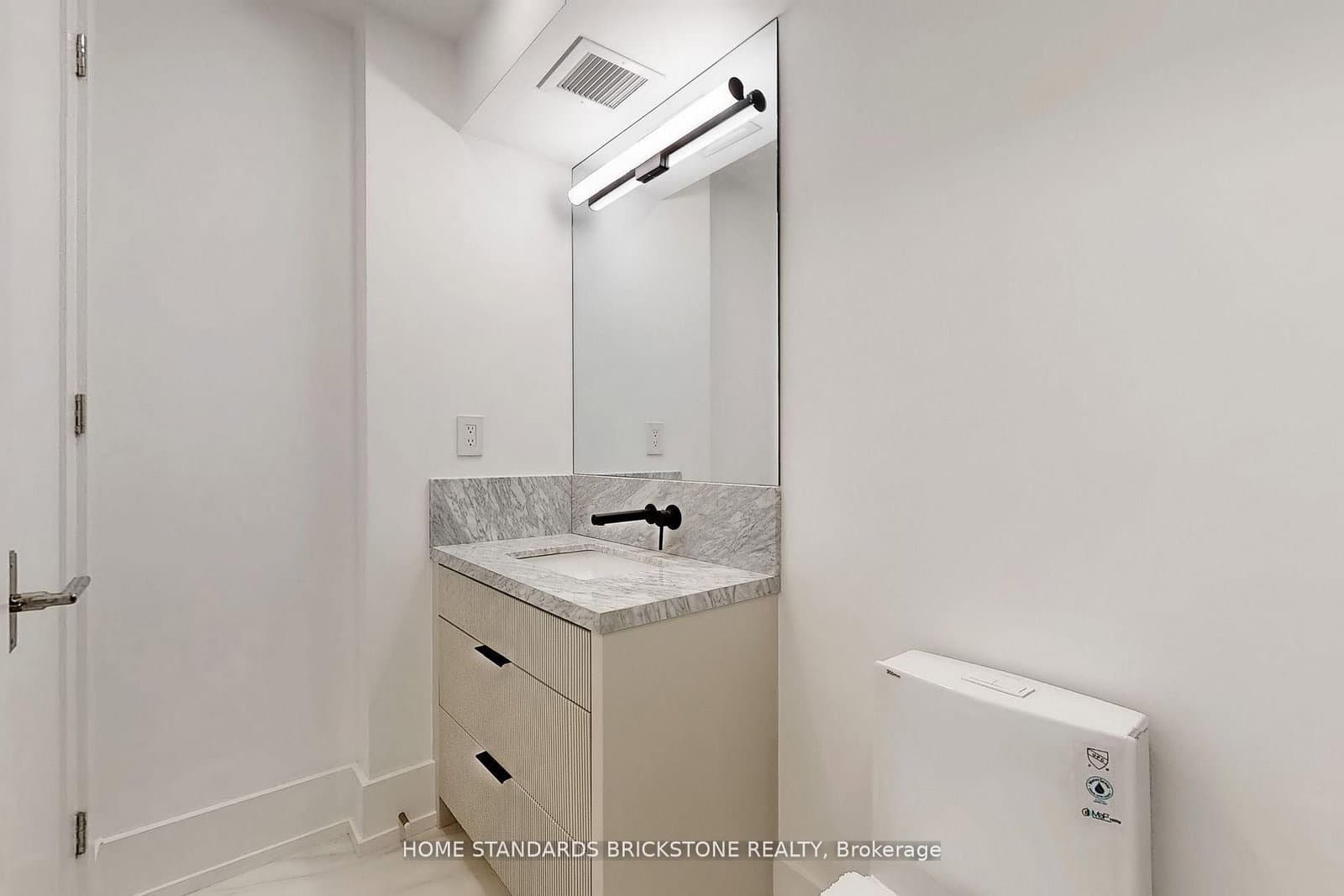110 Bloor Street W, Unit 1009 thumbnail 30